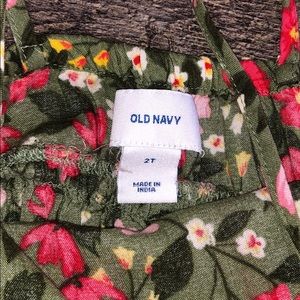 Old Navy Dresses - ๐งธ5/$25๐งธ old Navy Dress size 2T Old Navy Dresses - ๐งธ5/$25๐งธ old Navy Dress size 2T